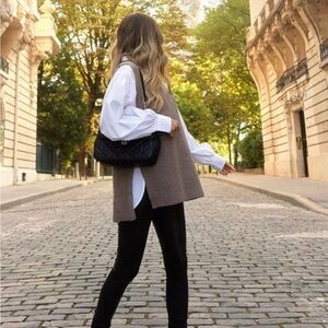 Meet your Posher, Tia